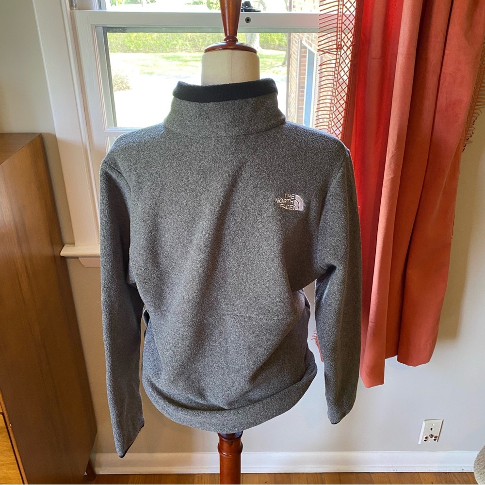 Quarter zip pullover - Picture 9 of 9